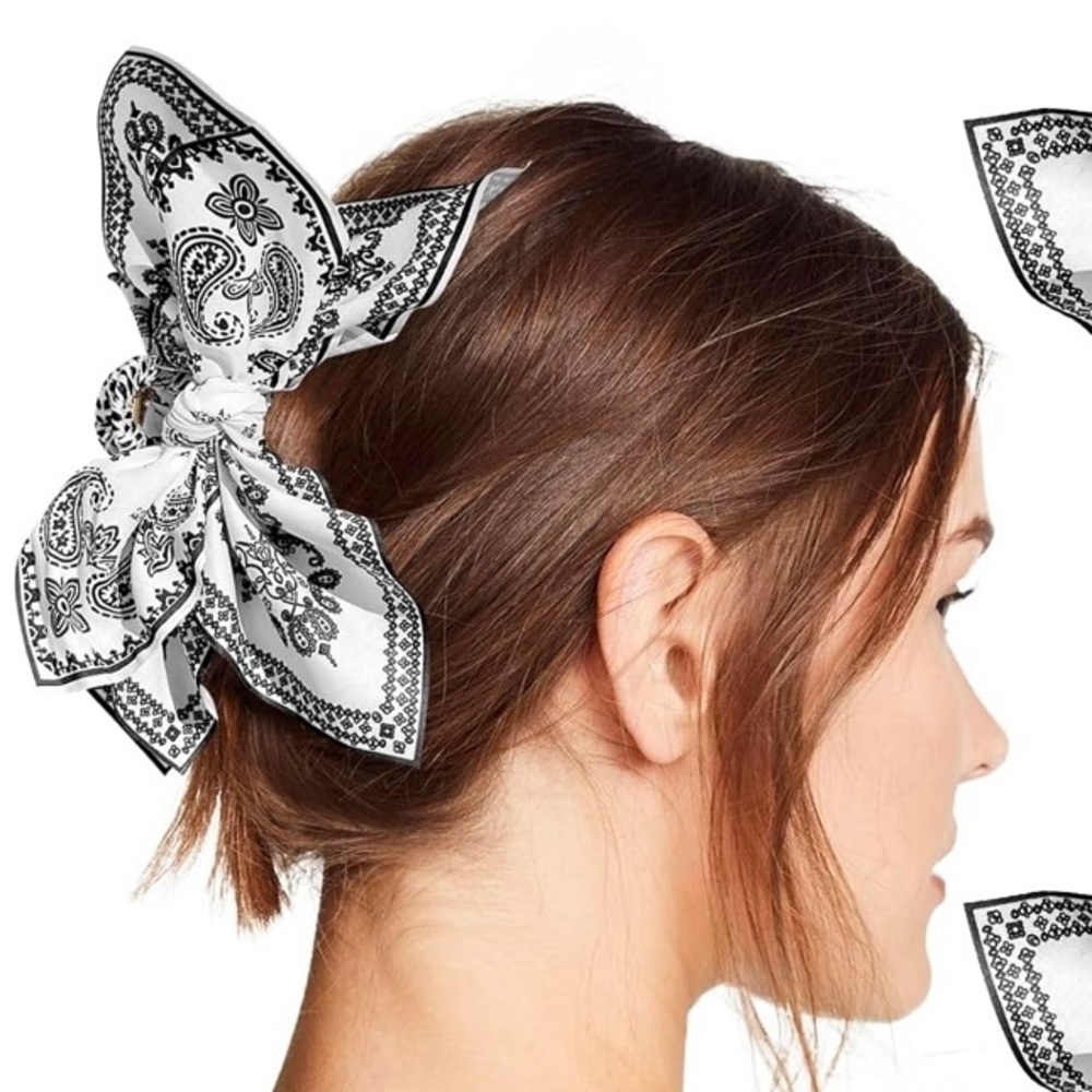 Bandanna Bow Claw Clip NWOT